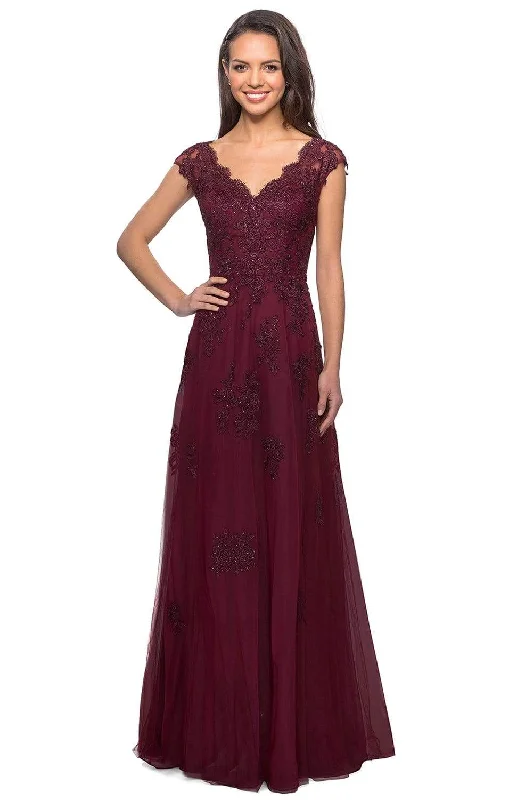 Bargain Bin La Femme - Cap Sleeve V-Neck Floral Lace Appliqued Tulle Dress 26942SC
