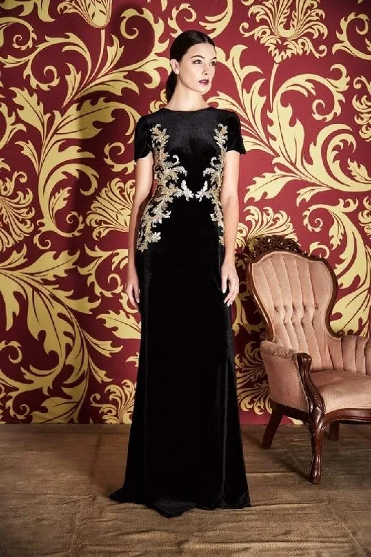 Unbeatable Prices Tadashi Shoji - Velvet Long Appliqued Illusion Cutout Gown - 1 pc Black/Gold In Size 6 Available Unbeatable Prices Tadashi Shoji - Velvet Long Appliqued Illusion Cutout Gown - 1 pc Black/Gold In Size 6 Available
