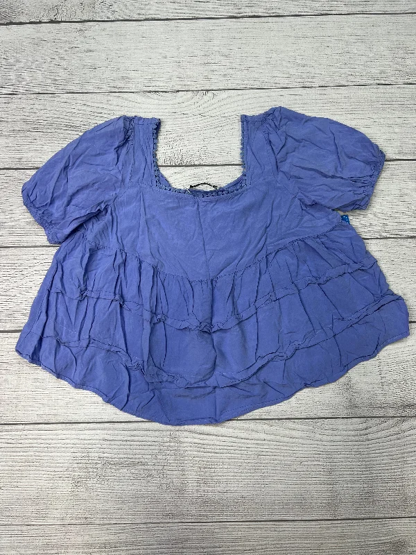 Must-Have Deals Top Short Sleeve By Rustty Dustty, Size: 1x