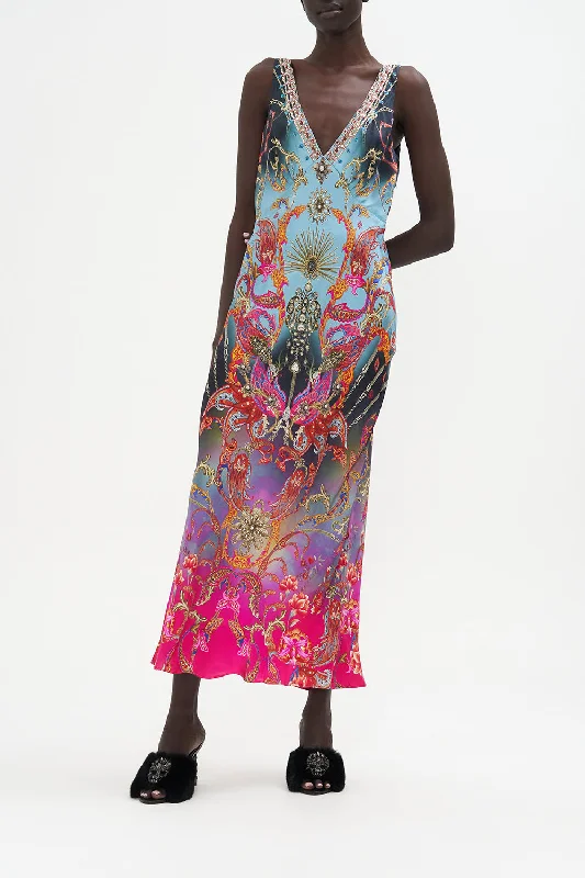 New Deals V-NECK SLIP DRESS WHAT LIES BENEATH