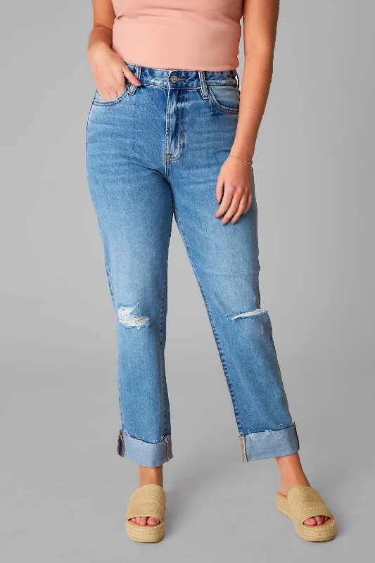 Quick Sale Bailey High Rise Slim Boyfriend Jean In Medium Blue
