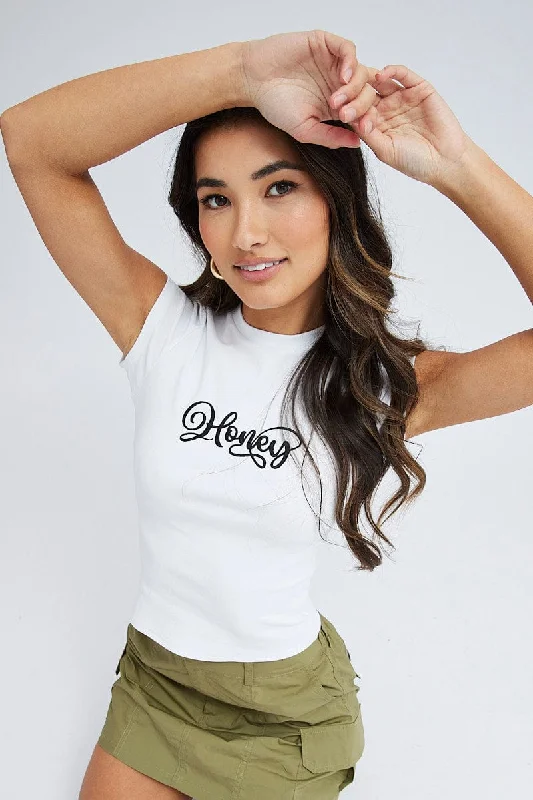 Daily Specials White Graphic Tee Short sleeve