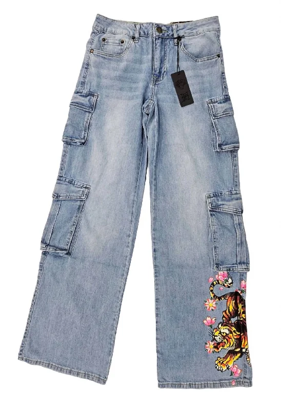 Price Reduction Women's Tiger Flowers Cargo Jean In Retro Light