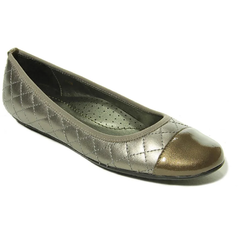 Today’s Special VANELi Womens Serene Quilted Slip On Round-Toe Shoes