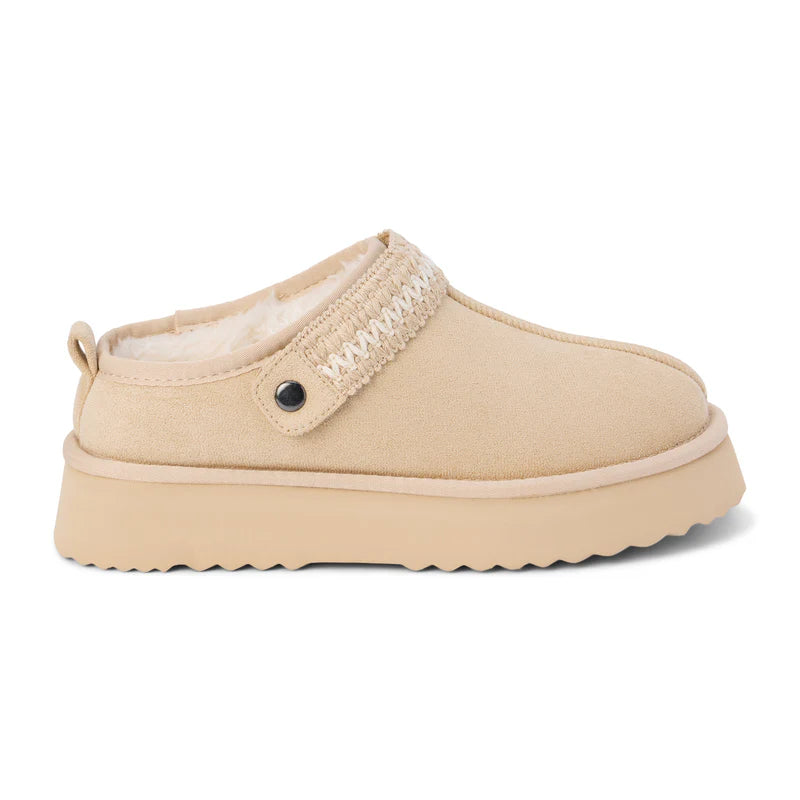 Value Deals Matisse Storm Lounge Mule - Natural