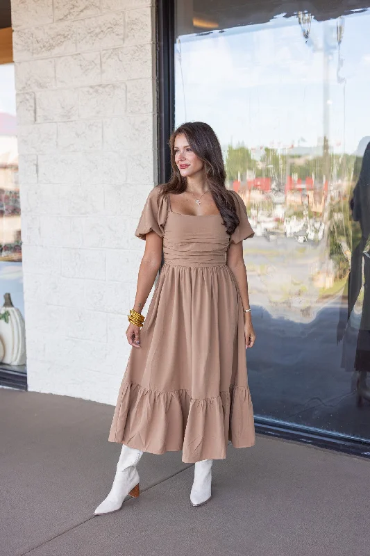 Major Savings Autumn Story Mocha Midi Dress