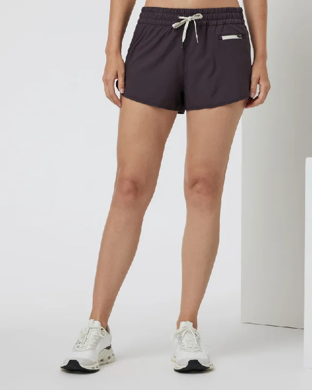 Get It Before It’s Gone Vuori Clementine Short 2.5 - SANGRIA
