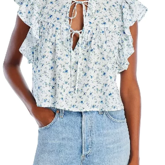 Fashionable tops and bottoms for women | Versatile pieces for a perfect outfit