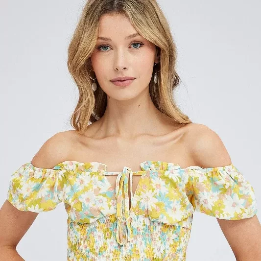 Fashion short tops | Show off your charming waistline, wear confidence and vitality